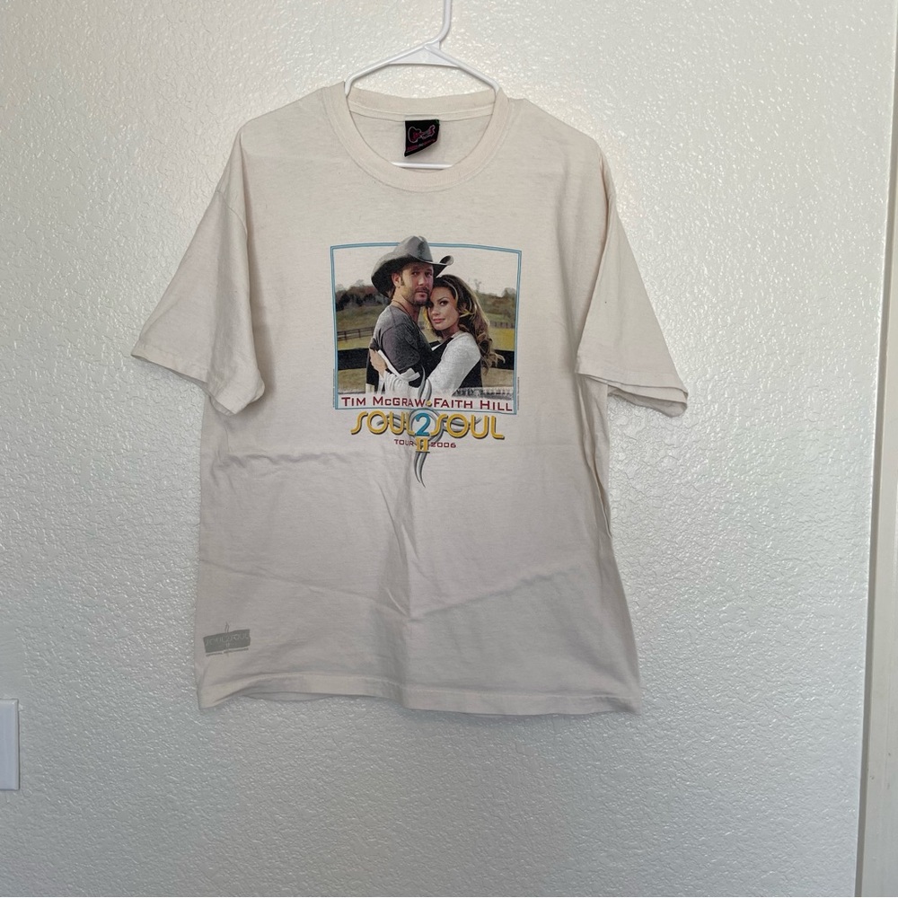 Tim McGraw and faith hill soul to soul 2016 tour shirt